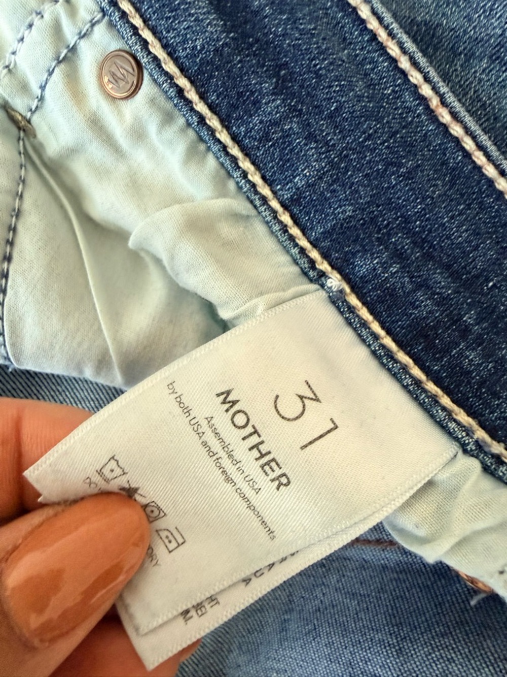 MOTHER The Insider Crop Step Chew Jeans - Light Blue Denim